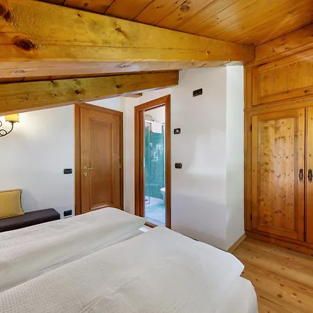 Hilde's House * Peaio